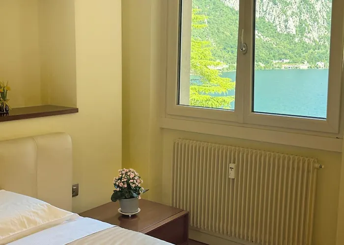 Grand View 3 * Abbadia Lariana